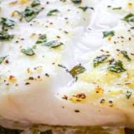 Kabeljauwfilets met citroen/knoflookboter uit de oven